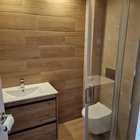 Daire Apartamento Rietsch Em Moledo Do Minho *